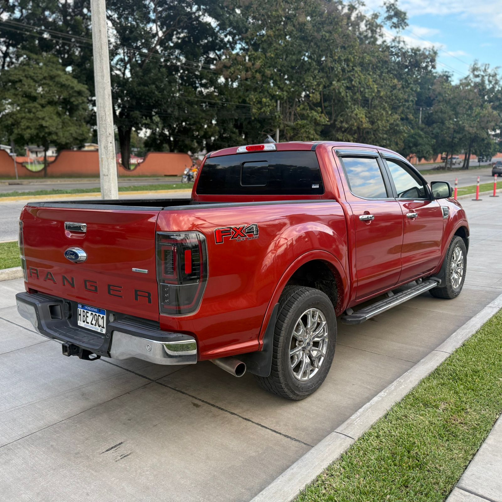 Ford Ranger LARIAT 2019 - foto 2