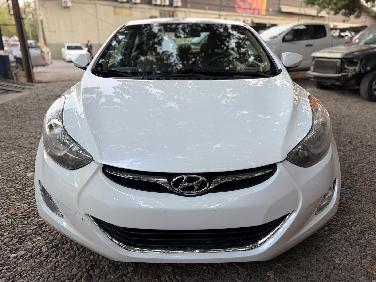 Hyundai Elantra 2013