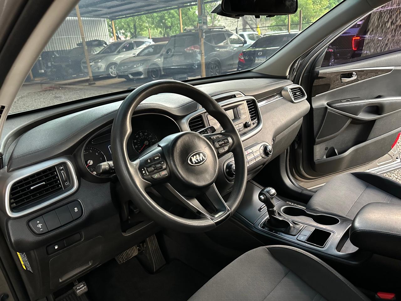 Kia Sorento 2016 - foto 4