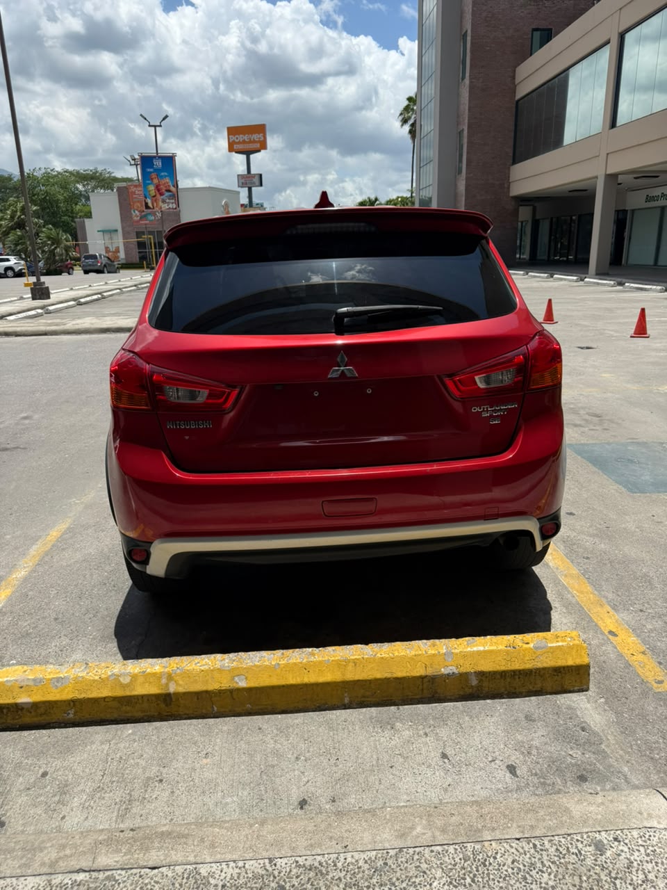Mitsubishi Outlander Sport  SE 2017 - foto 2