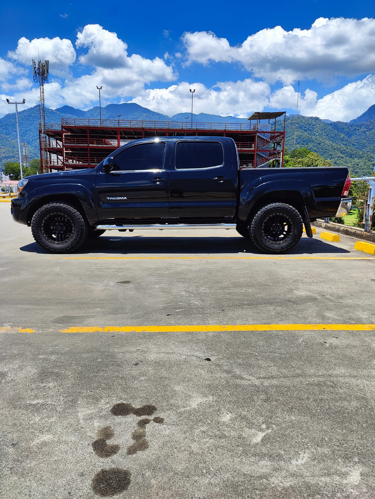 Toyota Tacoma 2005 - foto 2