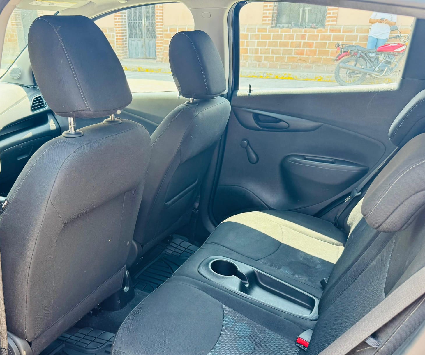 Chevrolet Spark 2016 - foto 6