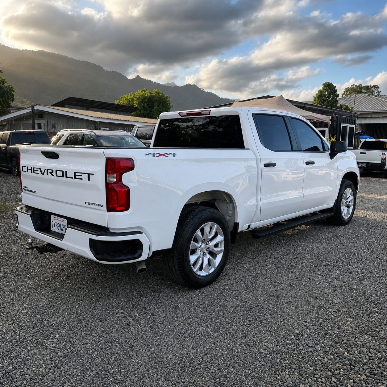 Chevrolet Silverado 2022 - foto 2