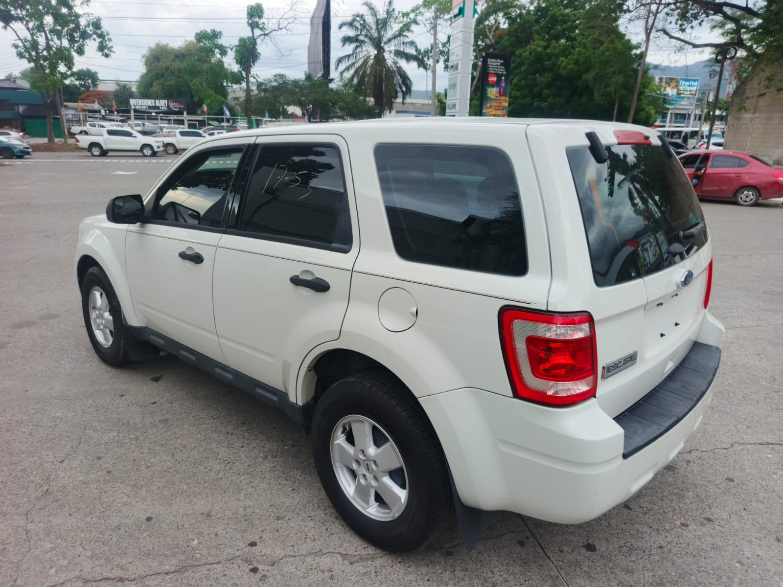 Ford Escape 2011 - foto 5