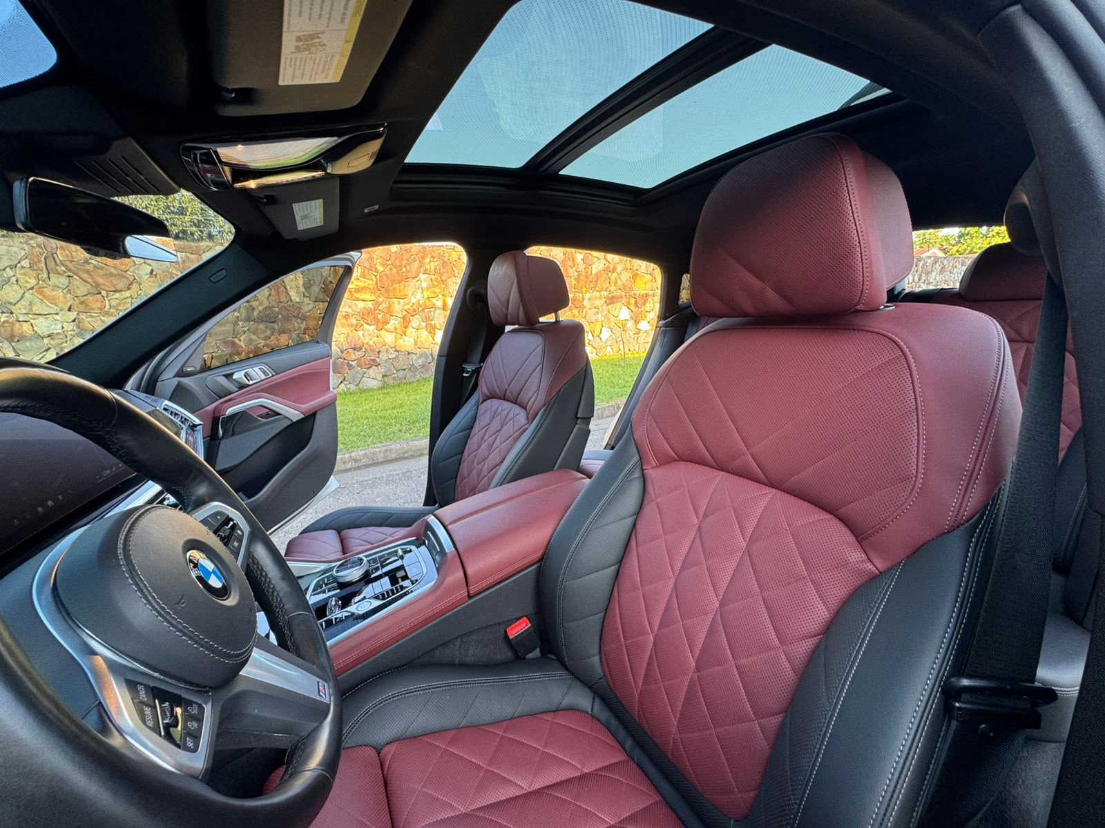 BMW X6 M 2025 - foto 9