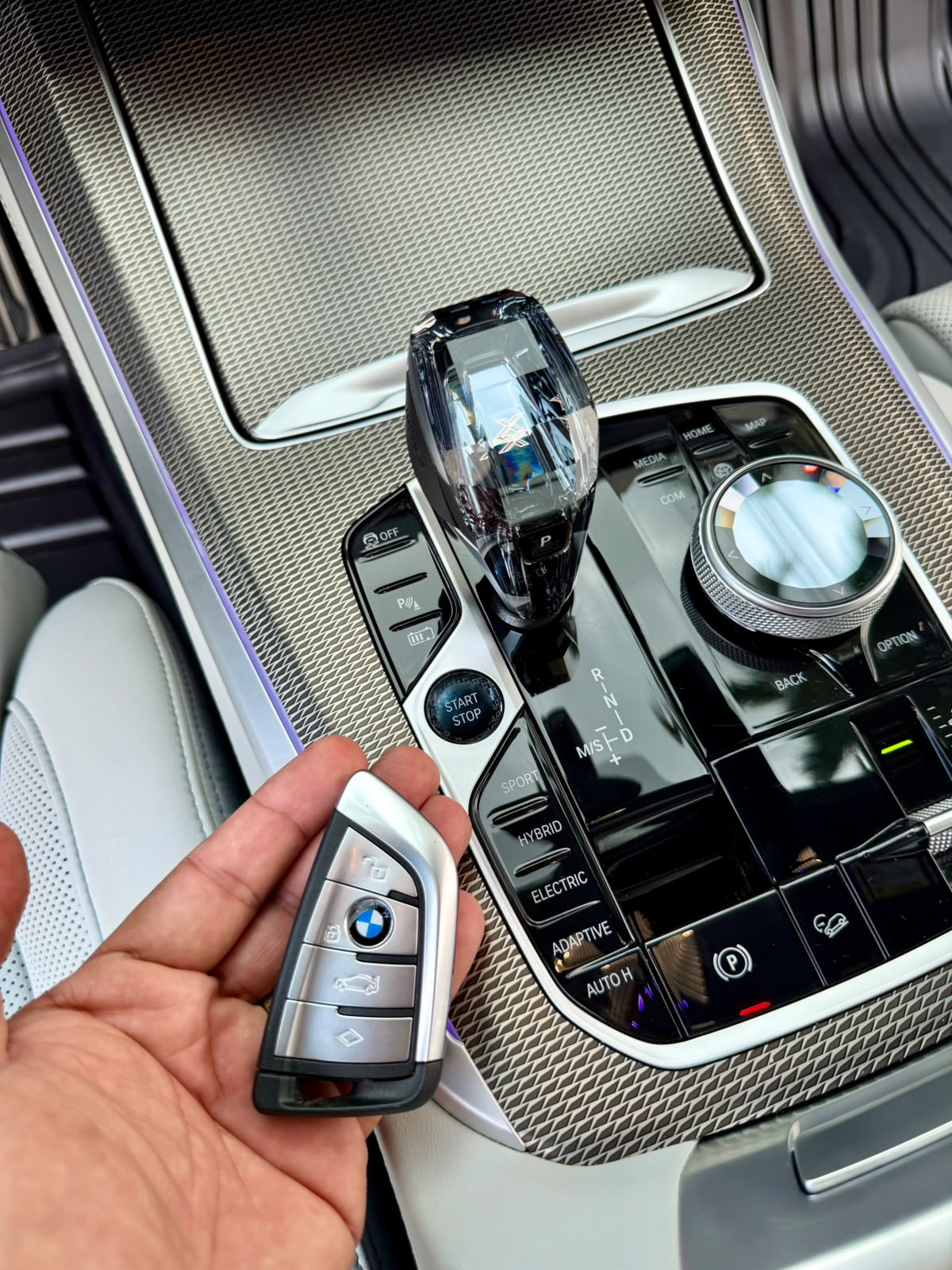 BMW X5  XDrive45E 2023 - foto 9