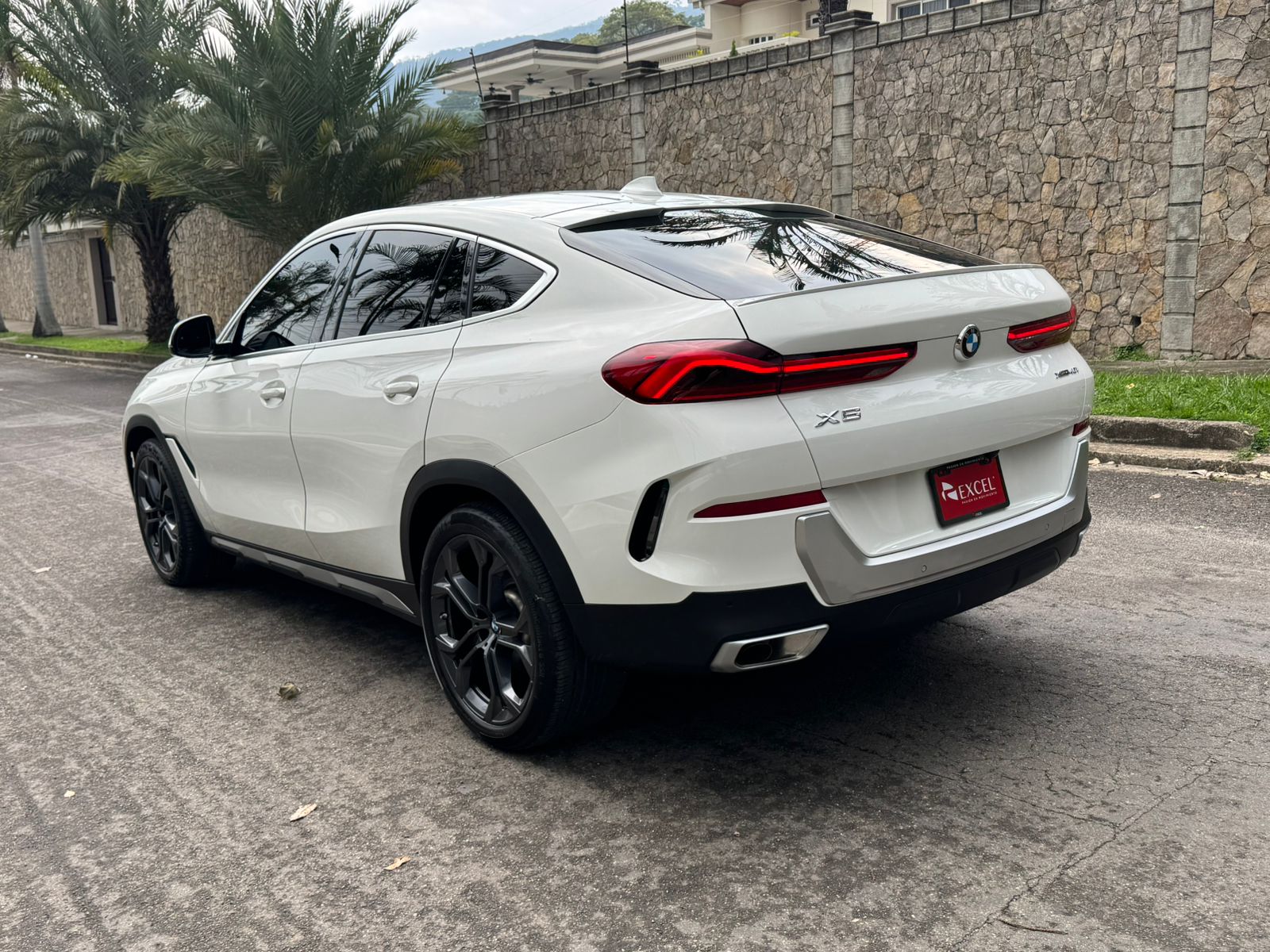 BMW X6 2023 - foto 3