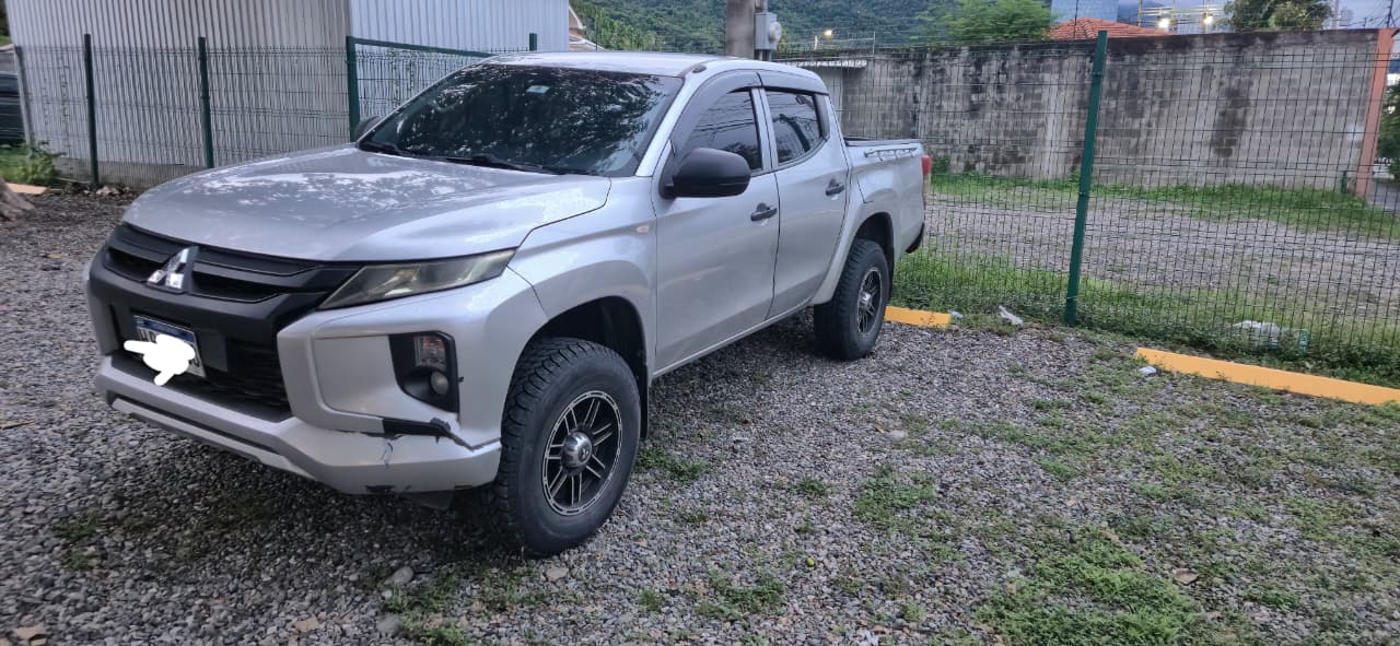 Mitsubishi L200 2021 - foto 4