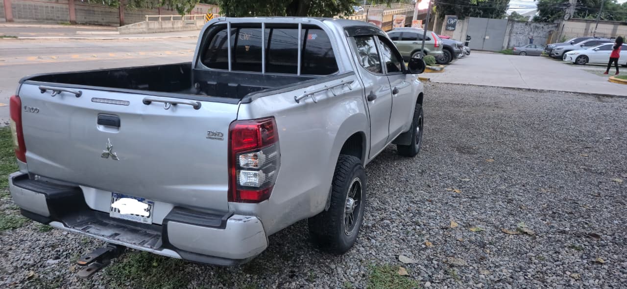 Mitsubishi L200 2021 - foto 5
