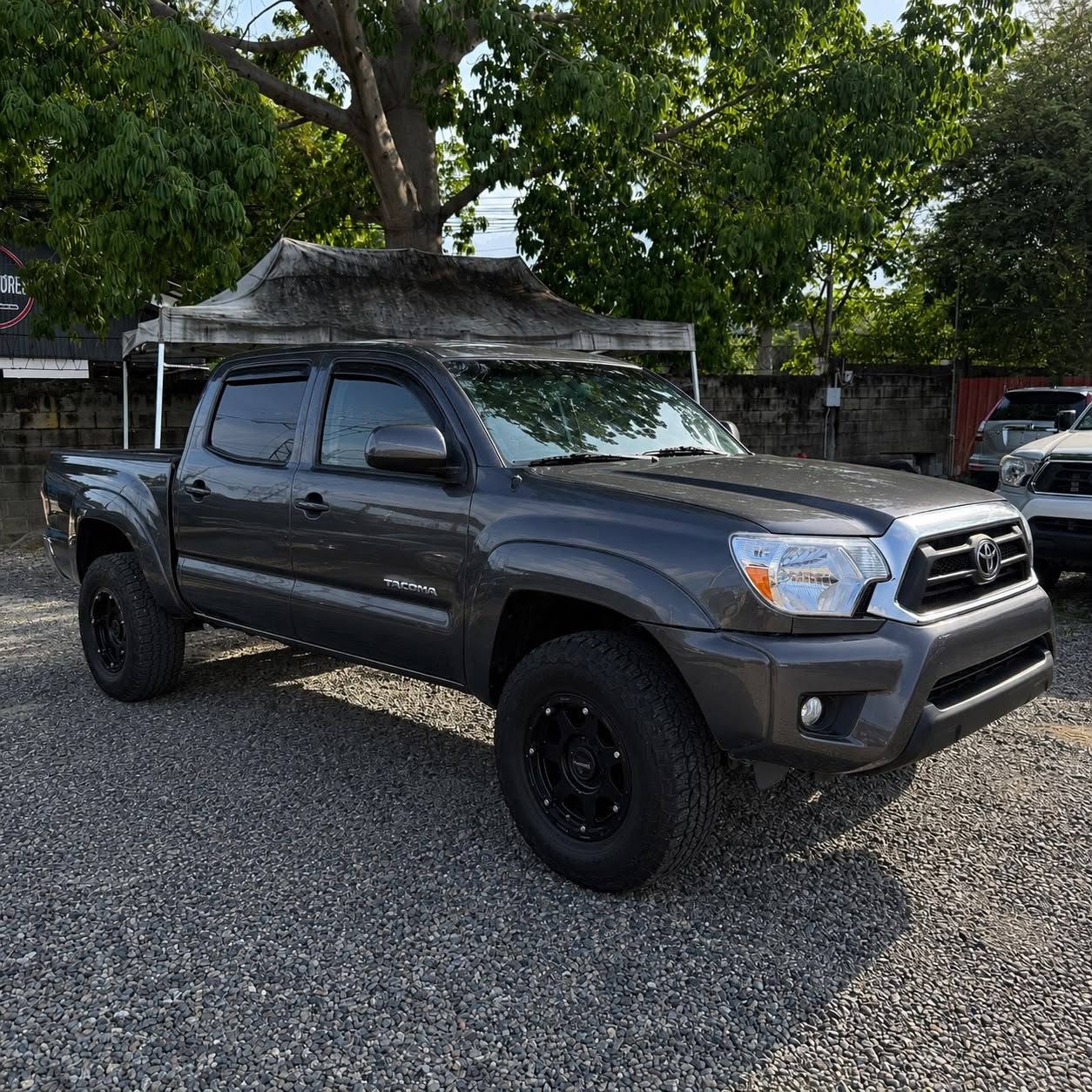 Toyota Tacoma SR5 2014