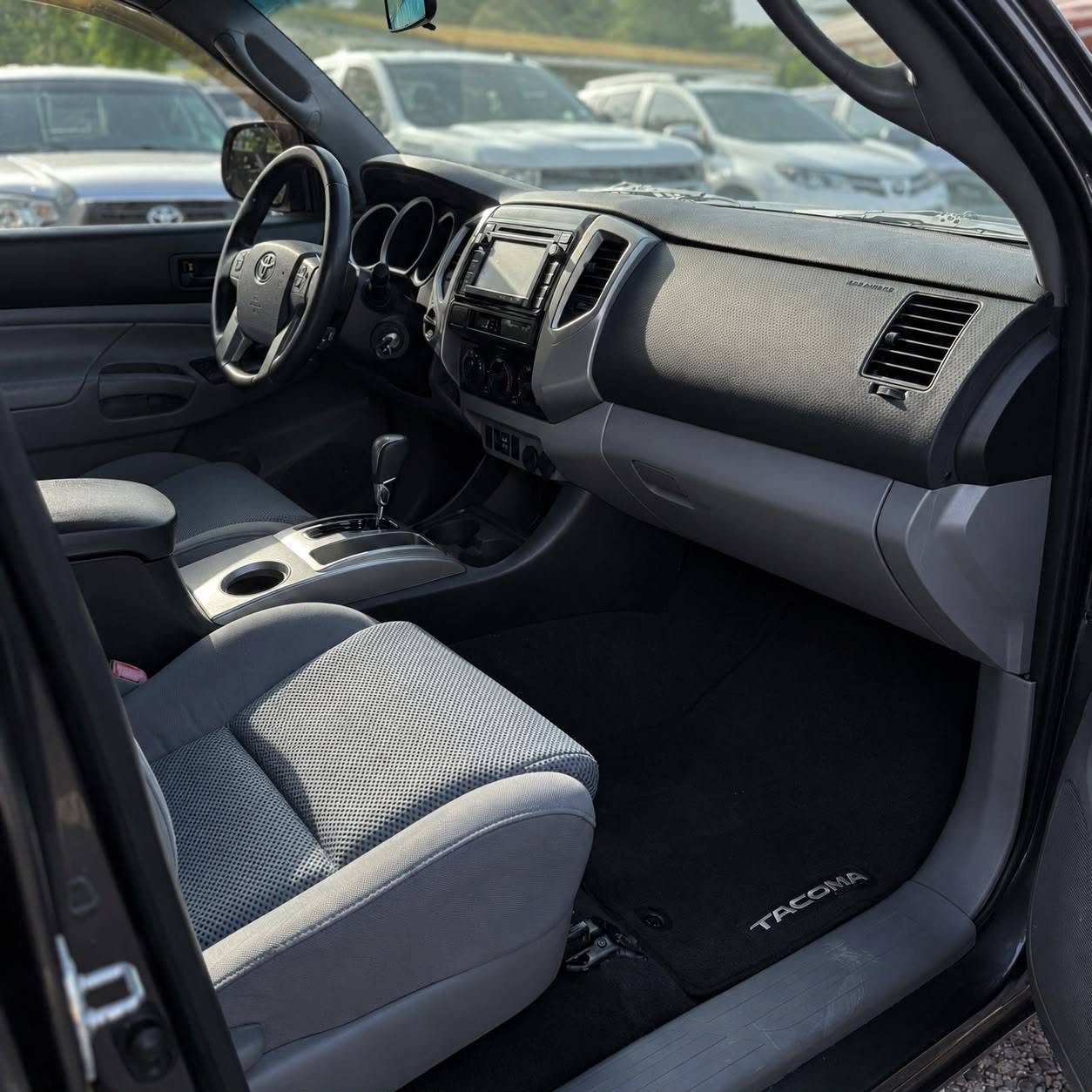 Toyota Tacoma SR5 2014 - foto 4